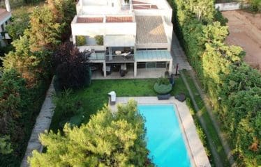 Très belle villa de luxe située à Ekali