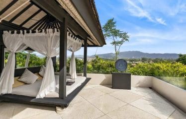 Somptueux penthouse de luxe avec piscine situé à Layan