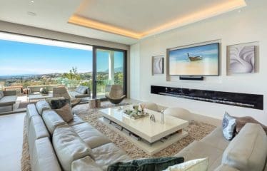 Magnifique propriété contemporaine exclusive d&rsquo;El Herrojo, à La Quinta.