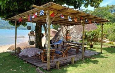 Somptueuse Propriété   Retraite privée de 12 hectares en bord de mer à vendre à Paraty-Rio