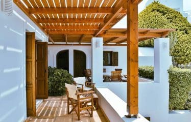 Splendide villa avec vue mer située à Santorin
