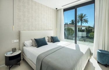 MERVEILLEUSE VILLA À DEUX PAS DE L&rsquo;EBACH À MARBELLA EST