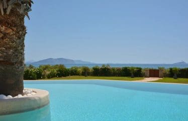 Somptueuse Villa Vue mer sur Petrothalassa