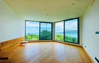Splendido attico con vista mare situato a Patong