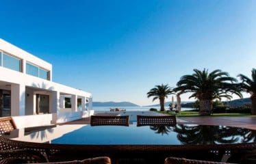 Magnifique Villa moderne en bord de mer