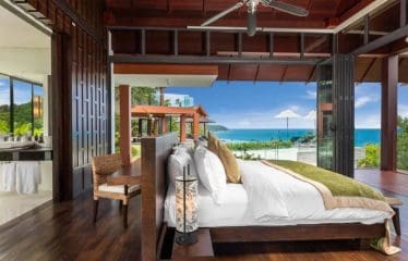 Très belle villa de style contemporaine avec vue sur la mer