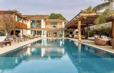 Magnifique Manoir sur le front de mer à Buzios