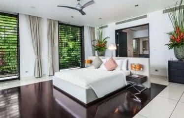 Superbe villa de 6 chambres avec vue sur la mer surplombant Phang Nha