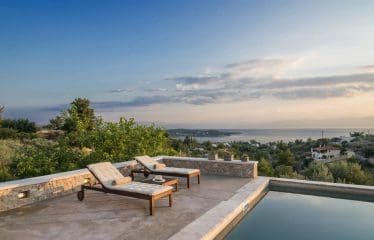 Belle Villa  à Kranidi Ververoda  Vue Mer 