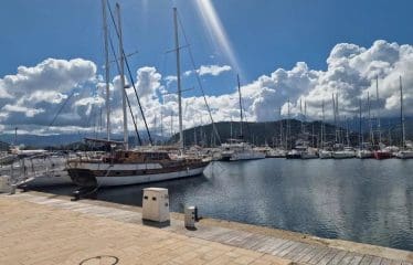 Magnifique et  unique  villa  dans la nature à 5 minutes de la plage de la ROYA