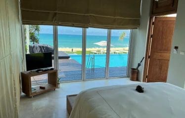 Très belle villa située en bord de plage proche de Phuket