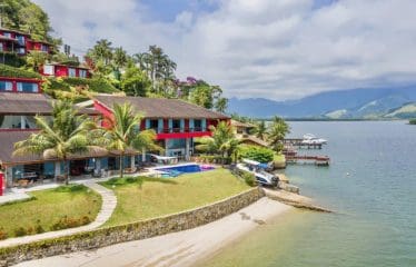 DOSSIER CONFIDENTIEL   Superbe propriété de luxe sur la mer à Angra dos Reis