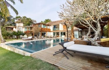 Magnifique Manoir sur le front de mer à Buzios