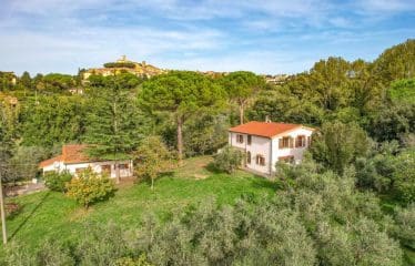 Bellissima villa situata a Montescudaio