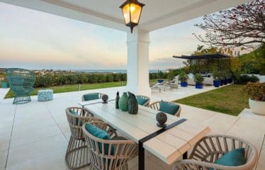 Très belle villa de luxe moderne située à Marbella