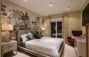 Belle villa moderne située dans un environnement calme à Marbella