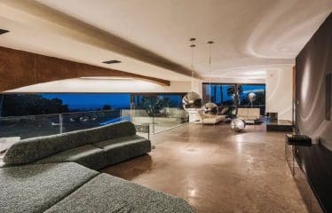 VILLA FUTURA – UNIQUE ULTRAMODERN STATE-OF-ART LUXURY VILLA WITH WOW FACTOR IN LA RESERVA DE ALCUZCUZ, BENAHAVIS