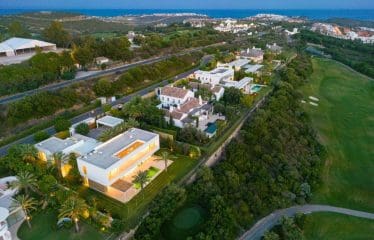 Magnifique villa de luxe située à côté du parcours de golf Finca Cortesin