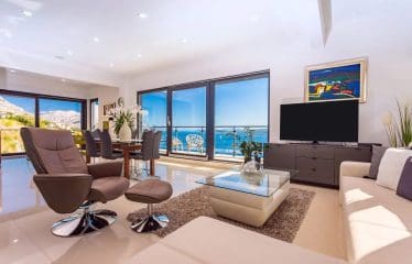 Très belle Villa en pierre située dans le quartier Omis