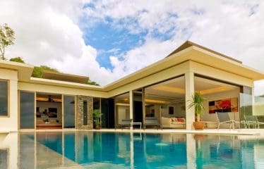 Très belles villas avec une vue imprenable sur la mer