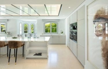 EXCEPTIONNELLE VILLA DE GOLF EN PREMIÈRE LIGNE À NUEVA ANDALUCIA