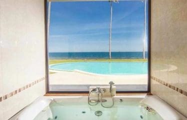 Très belle villa de luxe située en bord de mer à Ko Samui
