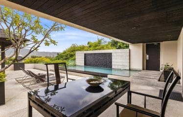 Somptueux penthouse de luxe avec piscine situé à Layan