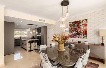 Belle villa moderne située dans un environnement calme à Marbella