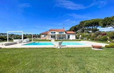 Belle villa moderne de luxe située à Cecina