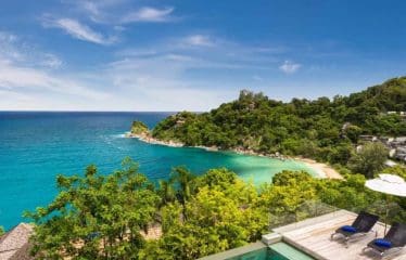 Très belle villa de style contemporaine avec vue sur la mer