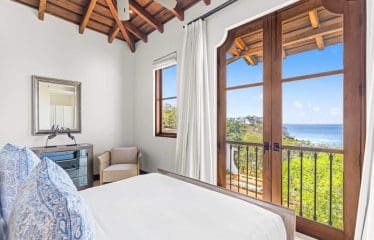 Très belle maison moderne avec une vue sur l&rsquo;océan