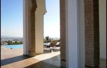 SOMPTUEUX PALAIS sur les hauteurs d&rsquo; AGADIR .