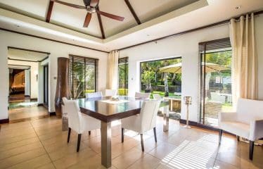 Splendide villa de luxe avec accès direct à la mer