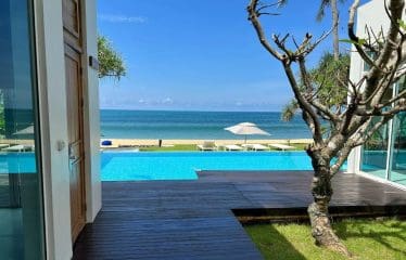 Belle villa située en bord de plage à Natai