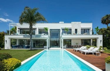 EMPLACEMENT PRIVILÉGIÉ À MARBELLA EST