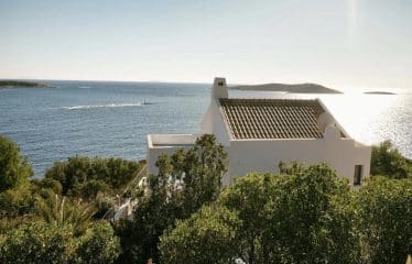 Maison Blanche avec vue sur la mer sur l&rsquo;île de Vis