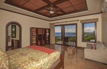 Splendide villa avec une vue panoramique