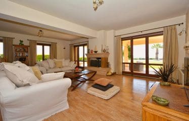 Somptueuse Villa Vue mer sur Petrothalassa