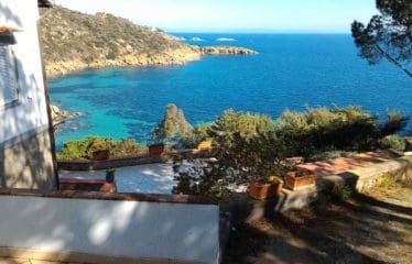 Belle villa moderne située à Isola Del Giglio