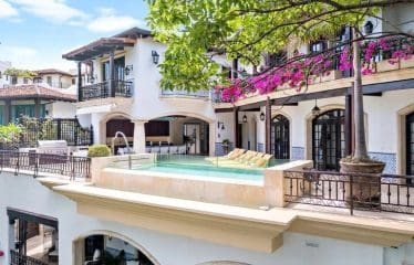 Magnifique Propriété Villa De Luxe Unique En Bord De Mer