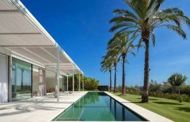 Splendide villa de luxe située au bord du golf