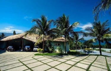 Très belle VILLA vue sur la mer  à Ilhabela