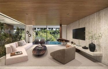 Bellissima casa di lusso situata a Voula