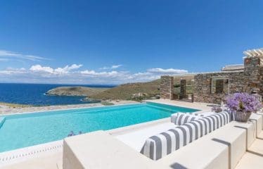 Magnifique Villa les pieds dans l&rsquo;eau – Île de Kéa