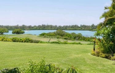 MAGNIFIQUE PROPRIÉTÉ  VUE PANORAMIQUE SUR LE LAGON ET GOLF