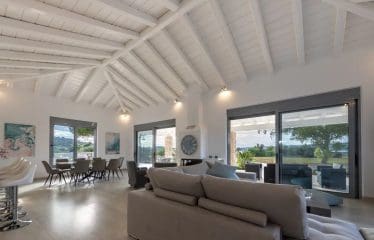 MAGNIFIQUE VILLA Vues spectaculaires sur la ville de Porto Cheli,