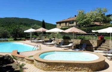 Splendide propriété située à la campagne en toscane