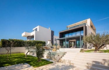 Très belle  villa avec vue sur la mer dans la région de Zadar