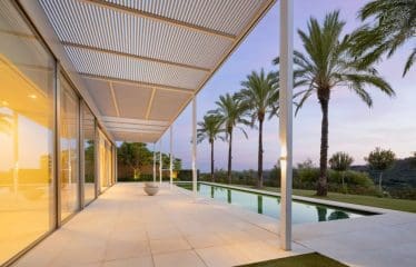 Splendide villa de luxe située au bord du golf