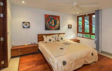 Magnificent apartment with a splendid view of the sea